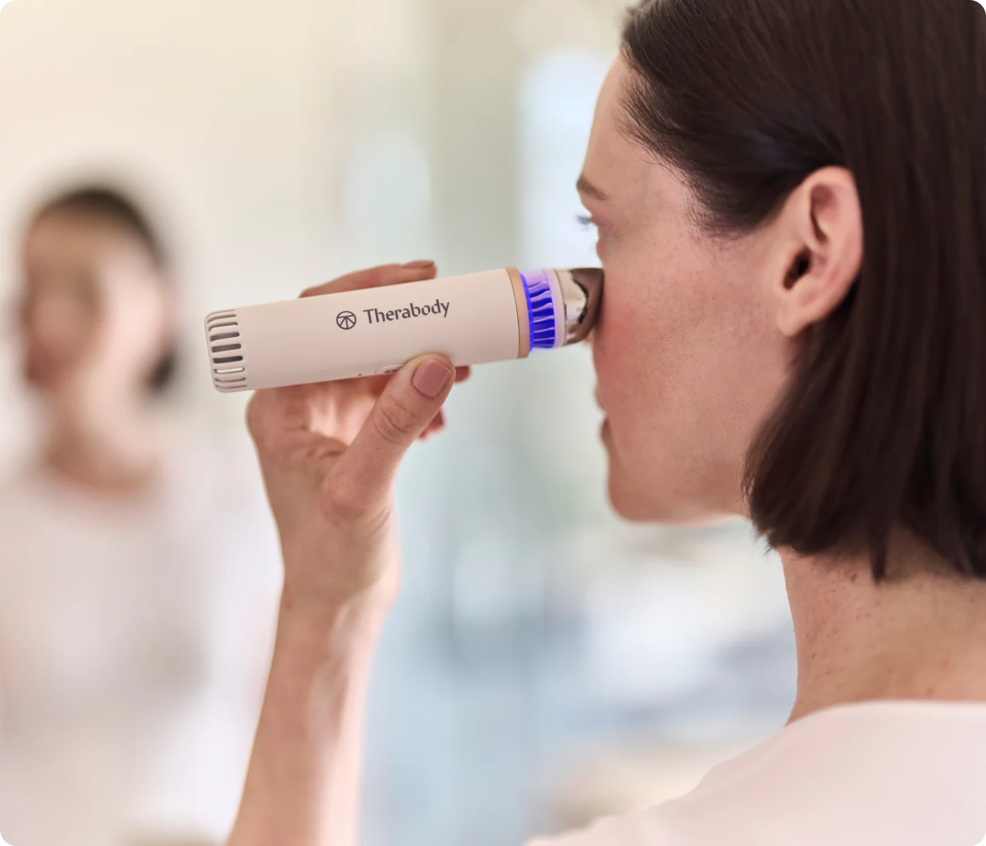 Theraface Depuffing Wand - Image 3